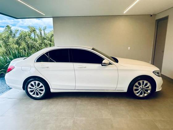 MERCEDES-BENZ C 180 1.6 CGI FLEX EXCLUSIVE 9G-TRONIC